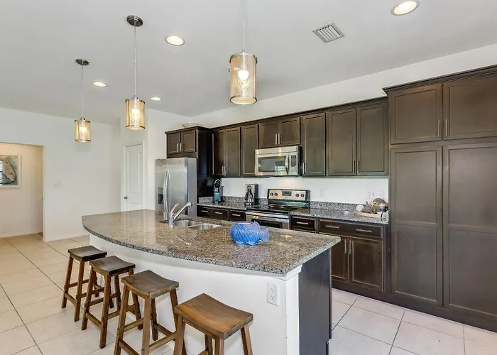 6526 Carlinga Dr * Pensacola