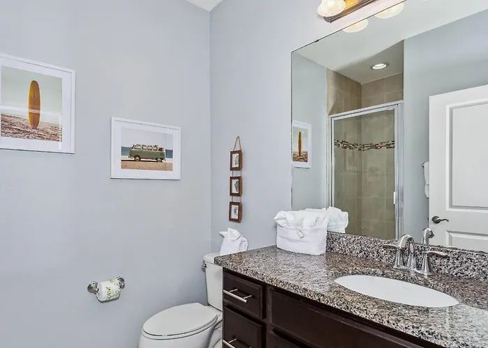 6526 Carlinga Dr Holiday home